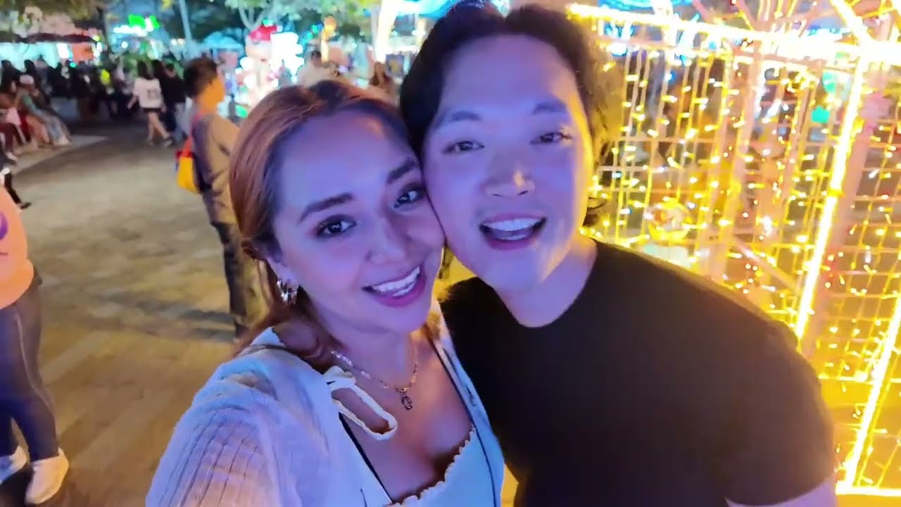 Mi novio coreano vive la Navidad en México 🇲🇽🇰🇷 | Festival navideño en Tepoztlán + dulces y baile