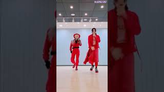 Thunderous Choreography Mirror