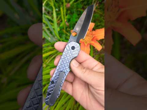 Smock. Spyderco Rex45