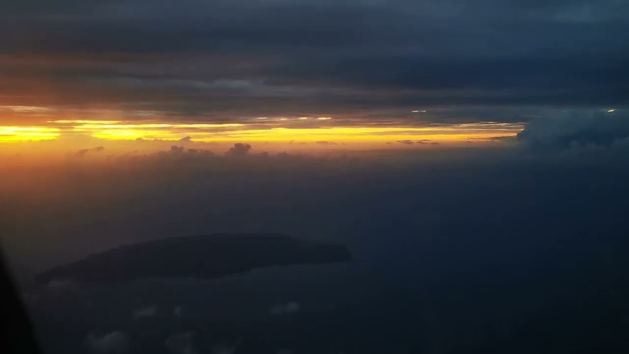 Relaxing Plane Window Views | Cloudscape from 30,000 Feet ☁️