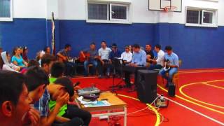 Venim La Poala Crucii Tale