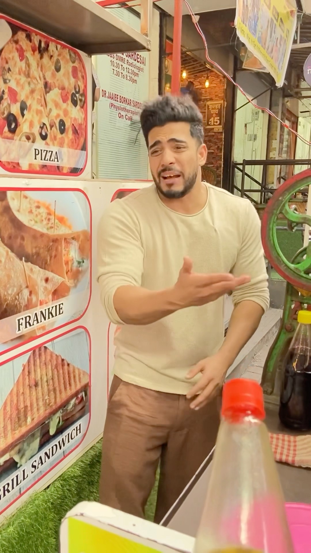 Kese kese log aate hai ? | oh bhai ye kya bol Diya ? #funny #comedy  #shorts