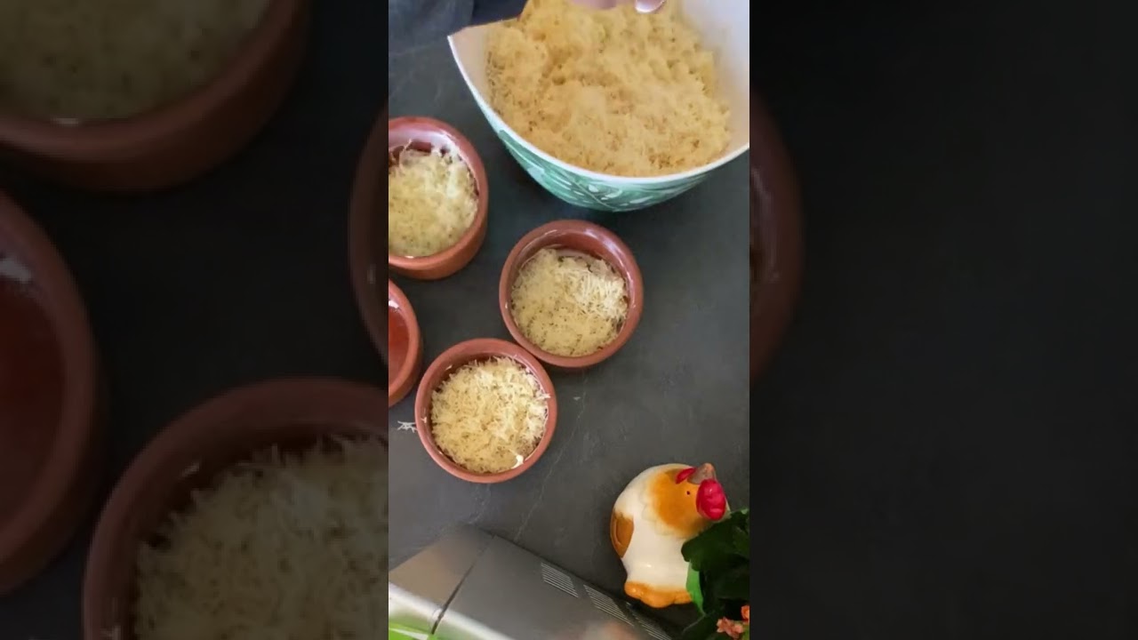 Çok pratik ev yapımı künefe #künefe #tatlı #mozarella #tereyağ #şeker