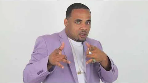 Tyree Neal - She knockin on my door ringin my bell