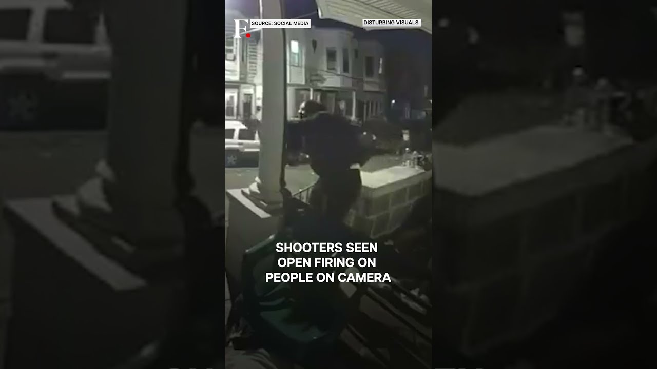 Shocking Philadelphia Mass Shooting Caught On Camera Subscribe To Firstpost N18G