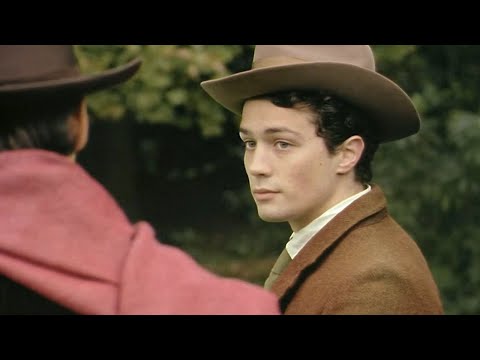 Vídeo: Christian Coulson: Biografia, Creativitat, Carrera, Vida Personal