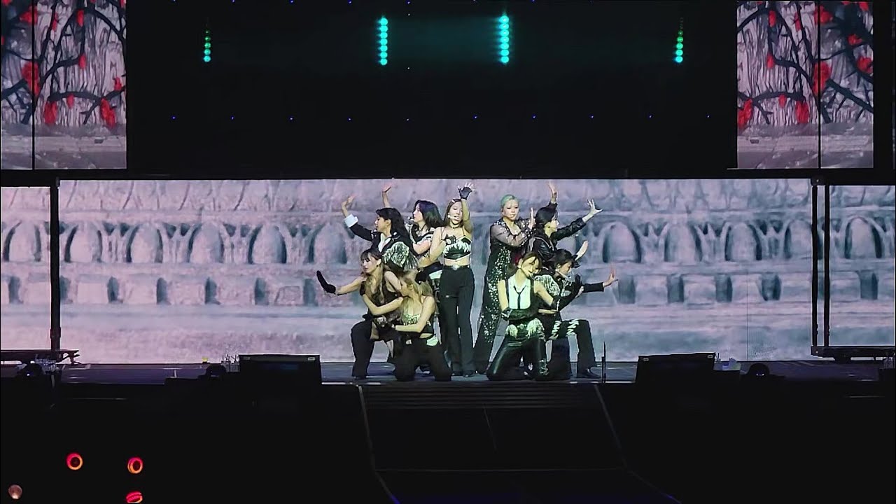 Twice 4th World Tour III - New York Day 1 - Cry For Me (Fancam)