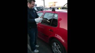 Car break in golf GT TDI smash window