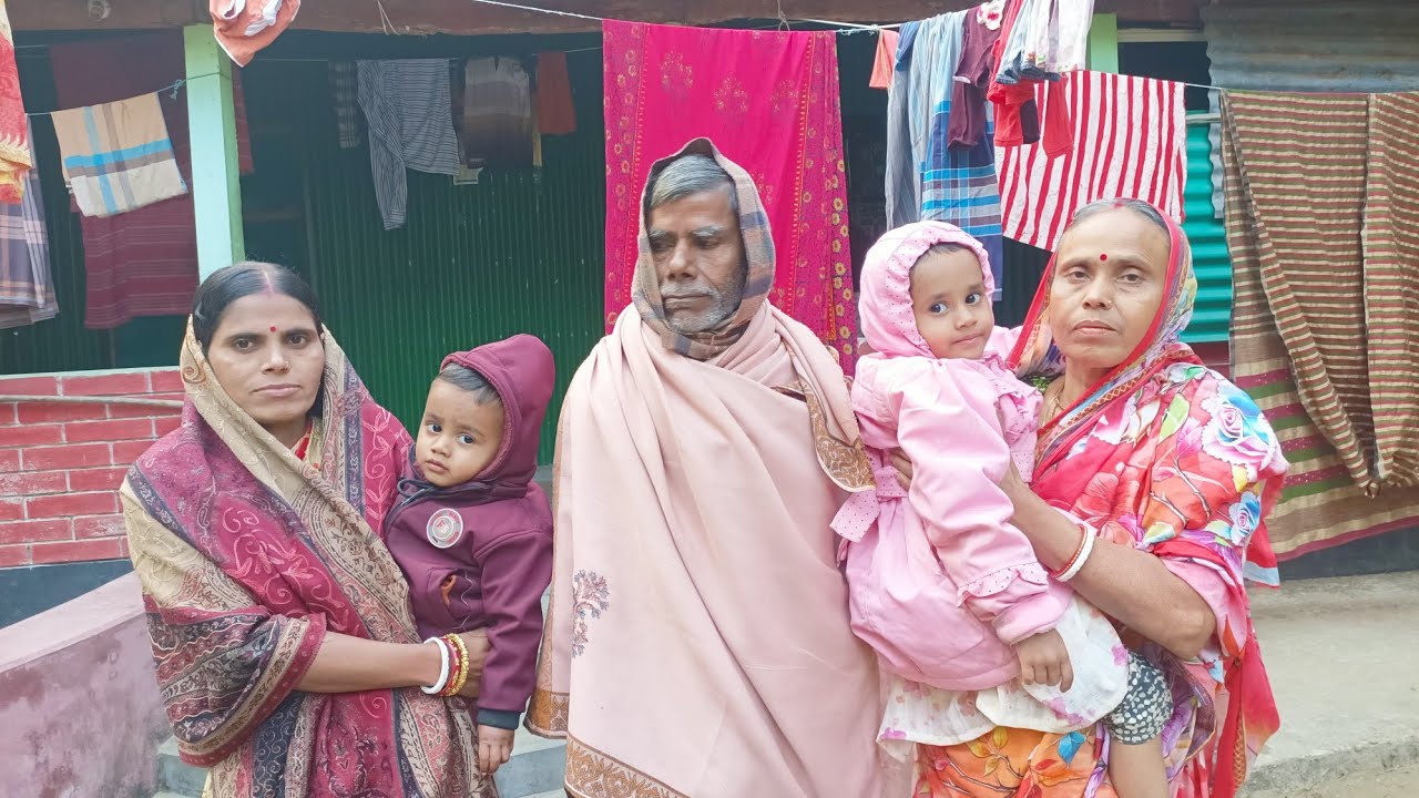   অশ্রুসিক্ত হয়ে বিদায় নিলেন লাকি দিদি😪