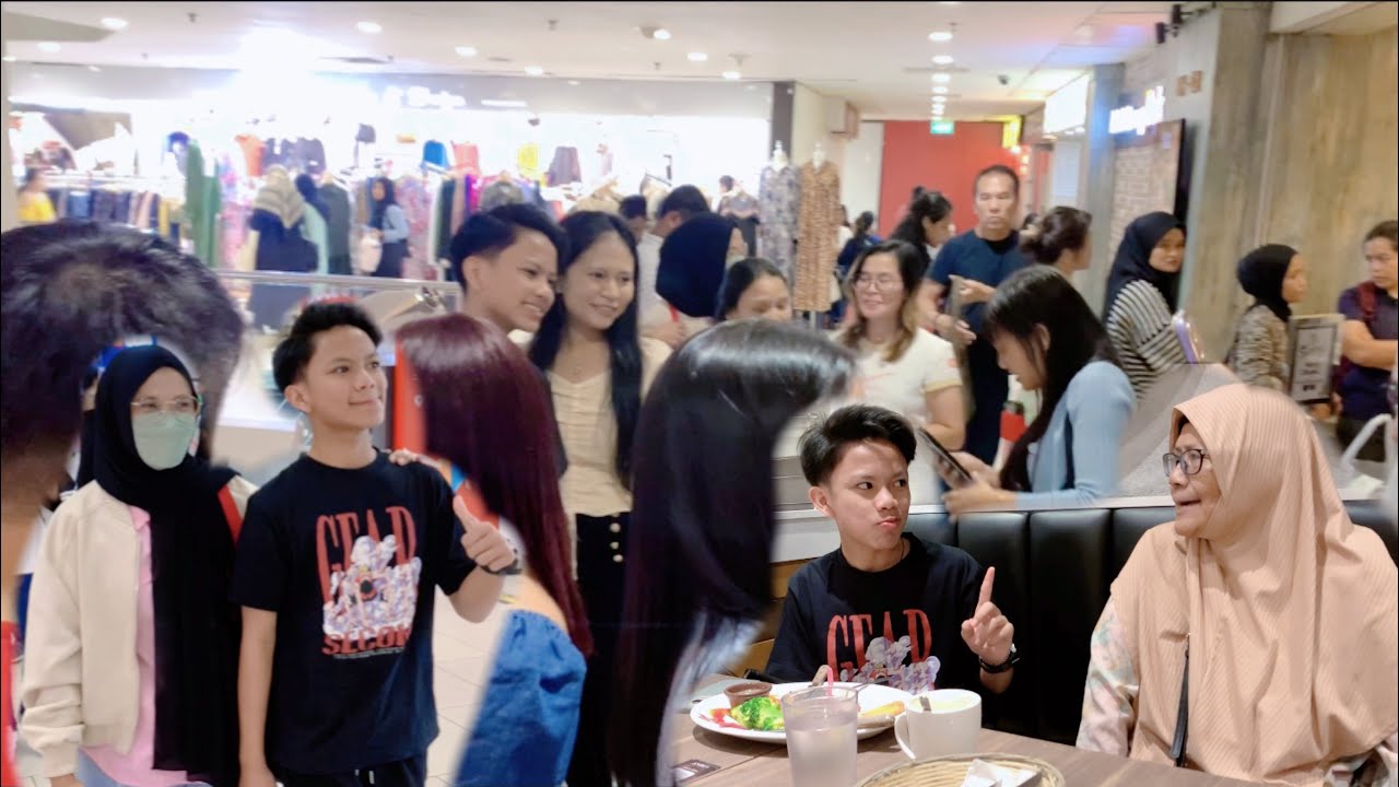 FAREL PRAYOGA DI KERUMUNIN FALOV SINGAPORE