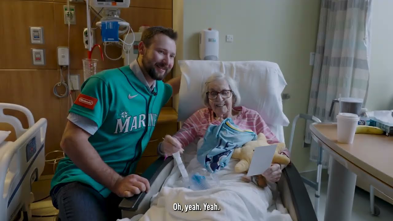 Mariners Catcher Cal Raleigh Visits Virginia Mason Medical Center, Visits with Patients & Staff