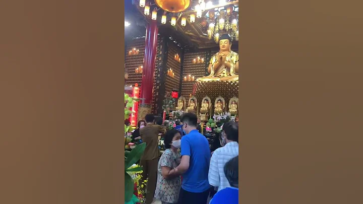 西贡万佛寺——释加牟尼佛诞 - 天天要闻