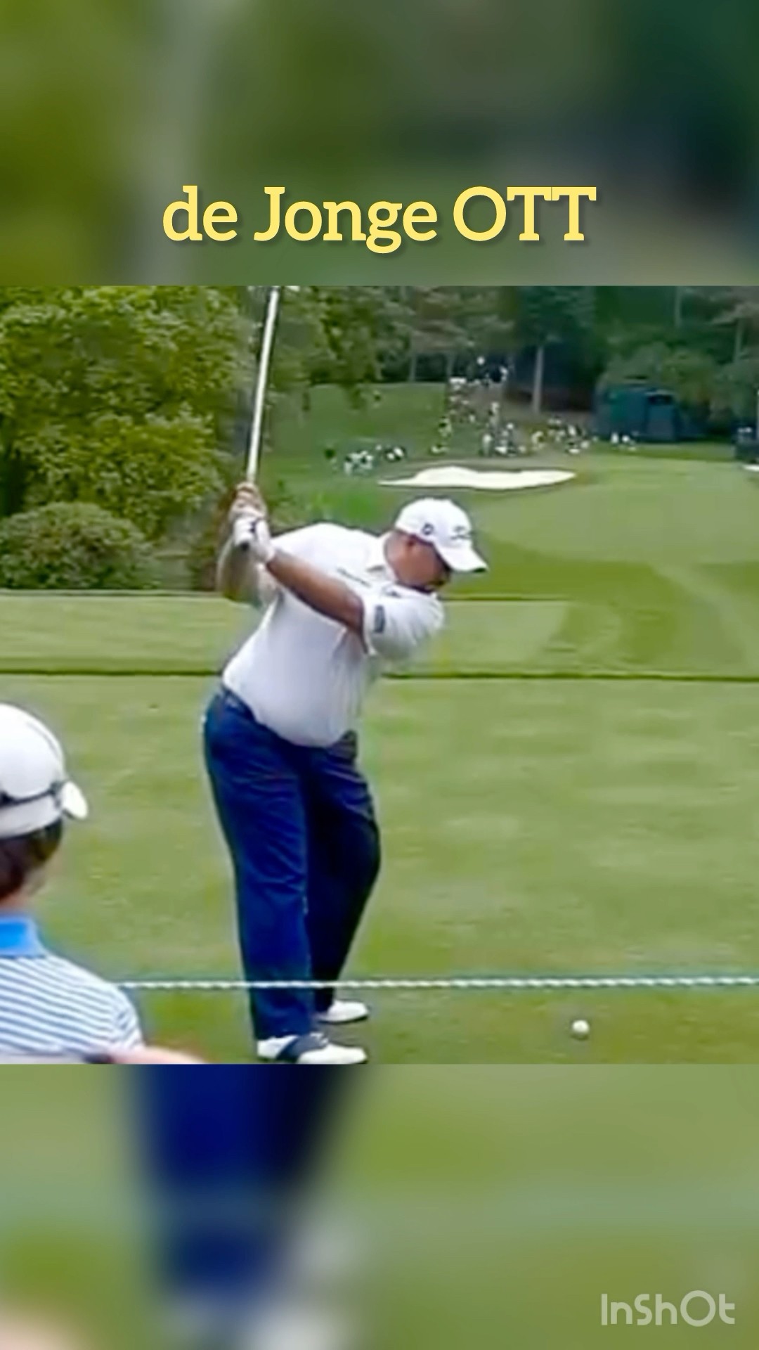 Brendon de Jonge showing off an awesome OTT power swing!!!