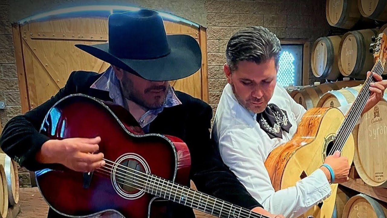 Watch Brindemos by Daniel Solis & Orlando José on YouTube Watch Brindemos by Daniel Solis & Orlando José on YouTube