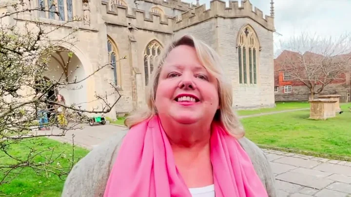 Meet Julie, an Inspirational Coach for Positive Pe...