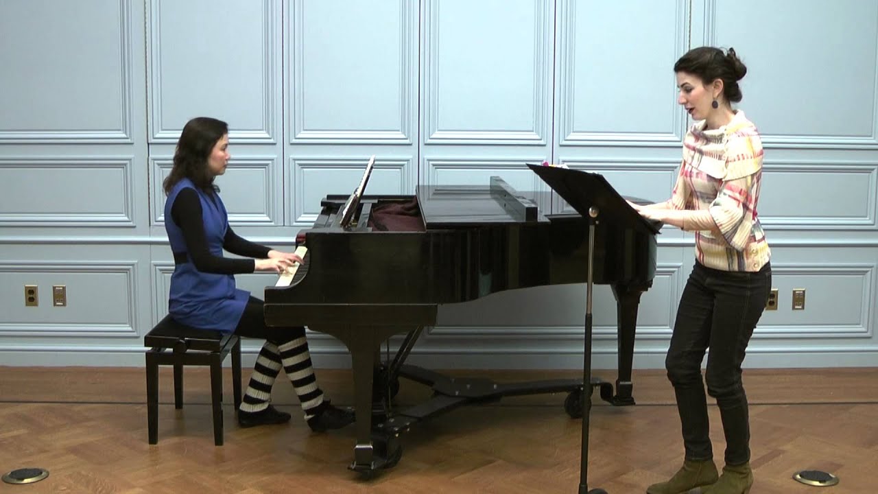Saffron Chung vocal coaching demo of Caro nome from Rigoletto YouTube