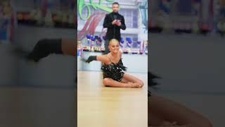 как вам такое движение?💗 #dance #dancer #dancing #бальники #бальныетанцы #спорт