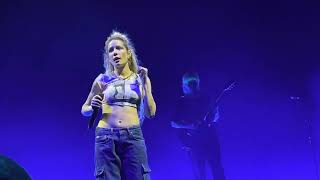 Halsey: Without Me [Live 4K] (Summerfest 2022 - Milwaukee, Wisconsin - July 2, 2022) Resimi