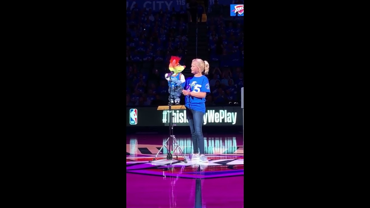 Darci Lynne and Petunia Perform at a Oklahoma City Thunder Basketball Game