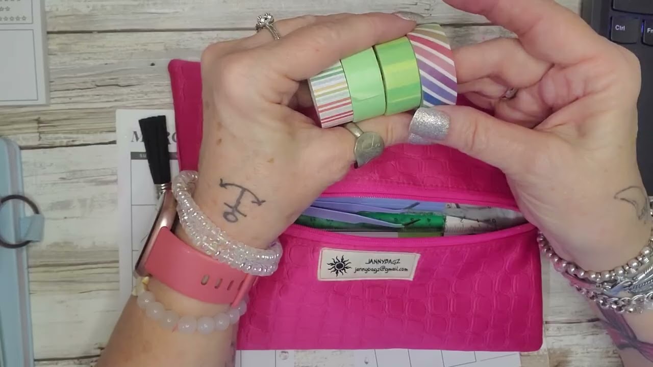 Prepping for March in my LV planner and chat about the week 🌈💚☘️🍀