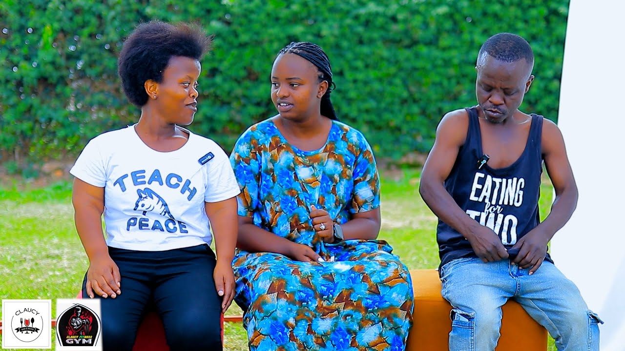 Nzovu burya yasengeri niya kanyange nzovu ahise amugira inama ntazashake akirimuto niba nyina atamuz