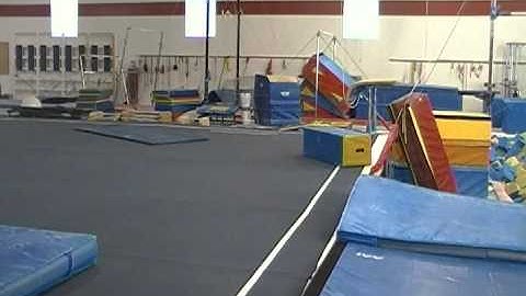 Front handspring-front layout-front tuck