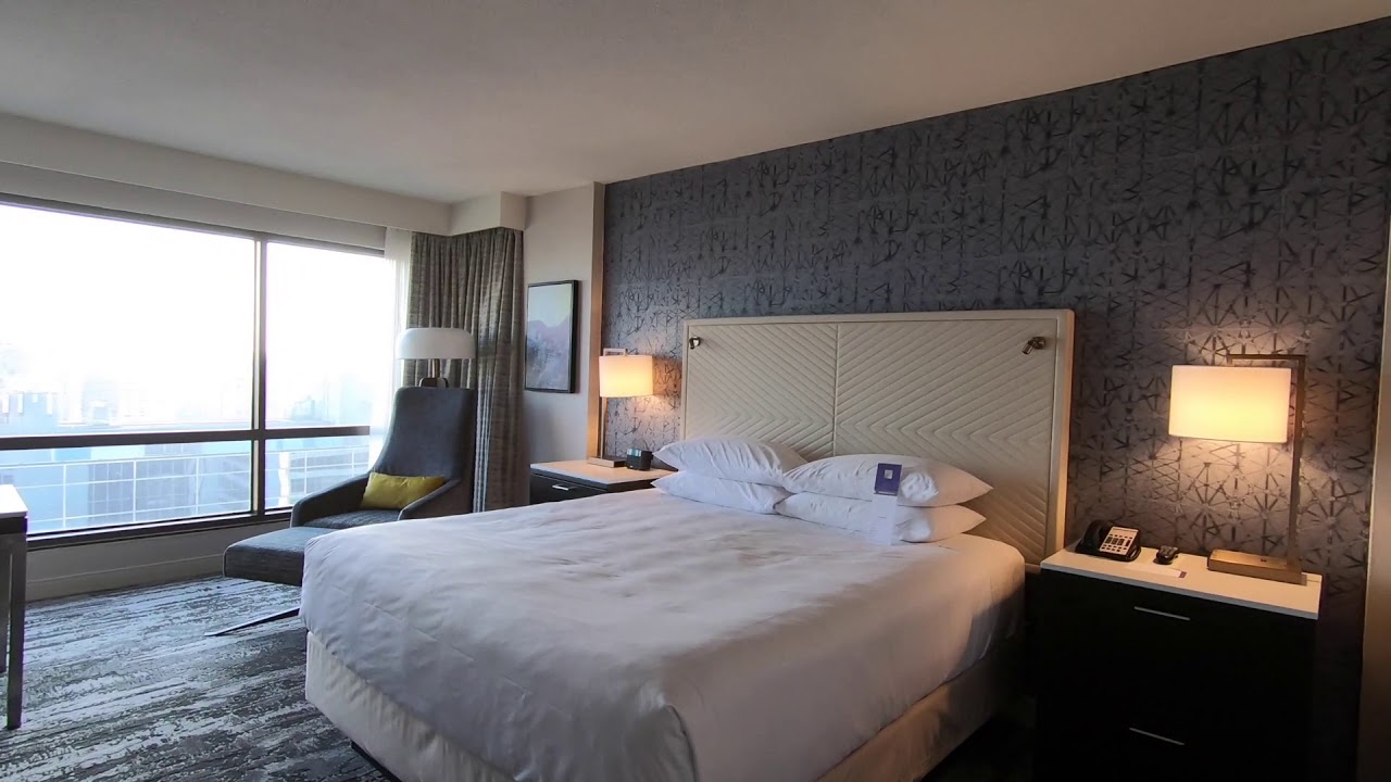 is-it-worth-to-stay-in-a-club-king-bed-room-hd-hyatt-regency