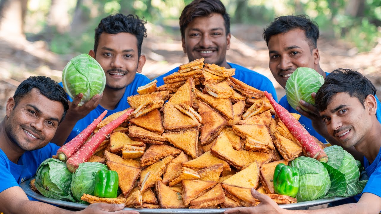 CHINESE BREAD PAKODA | Chinese Bread Pakoda Recipe | Village Rasoi