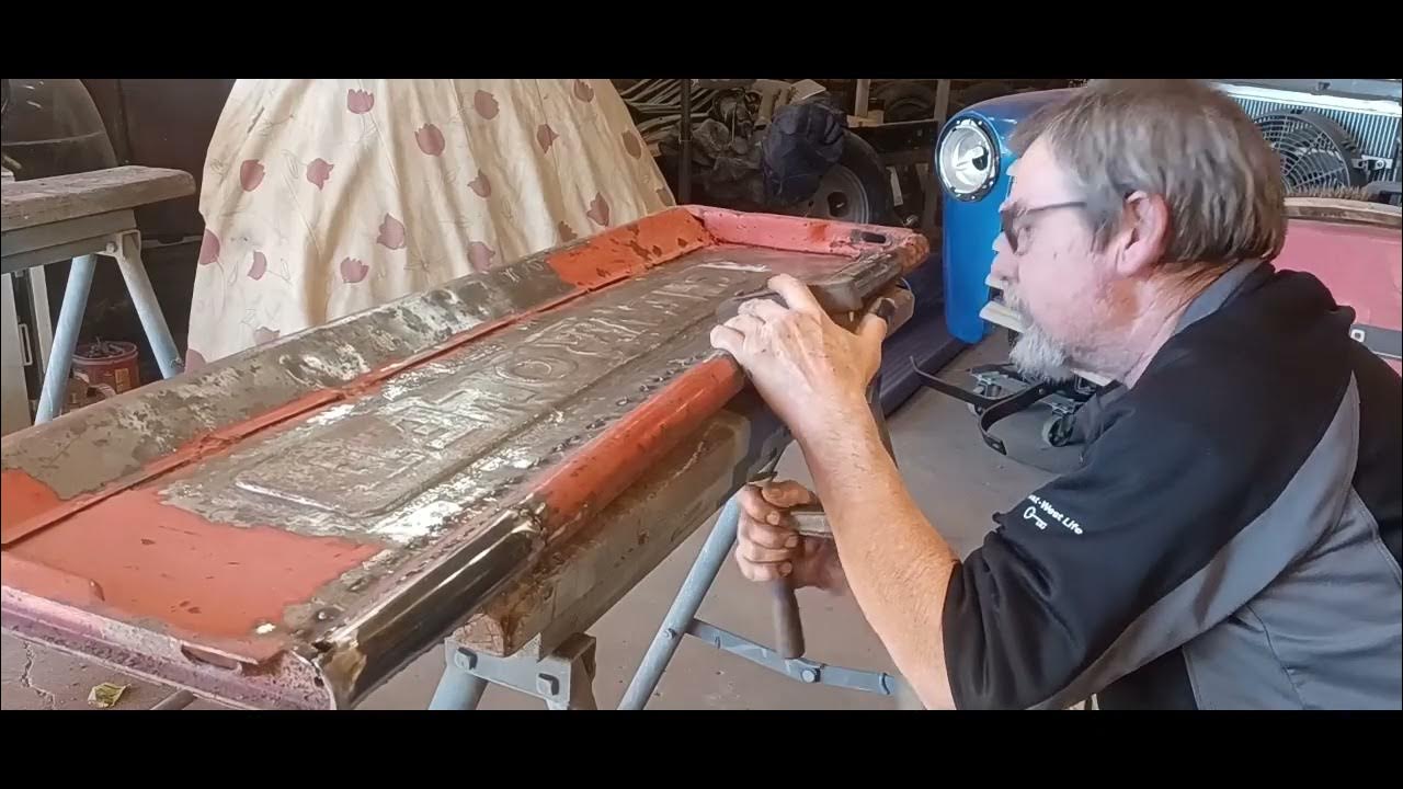 STRAIGHTEN OUT A BADLY BENT TAILGATE! YouTube