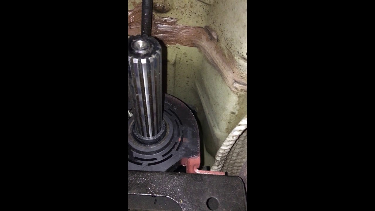 Volkswagen Amarok substituindo o cardan, pulo do gato!detalhes de compra na  descrição.