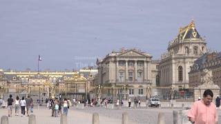 Tourists disappointed over closure of Versailles Palace amid preparations for Trump-Macron dinner