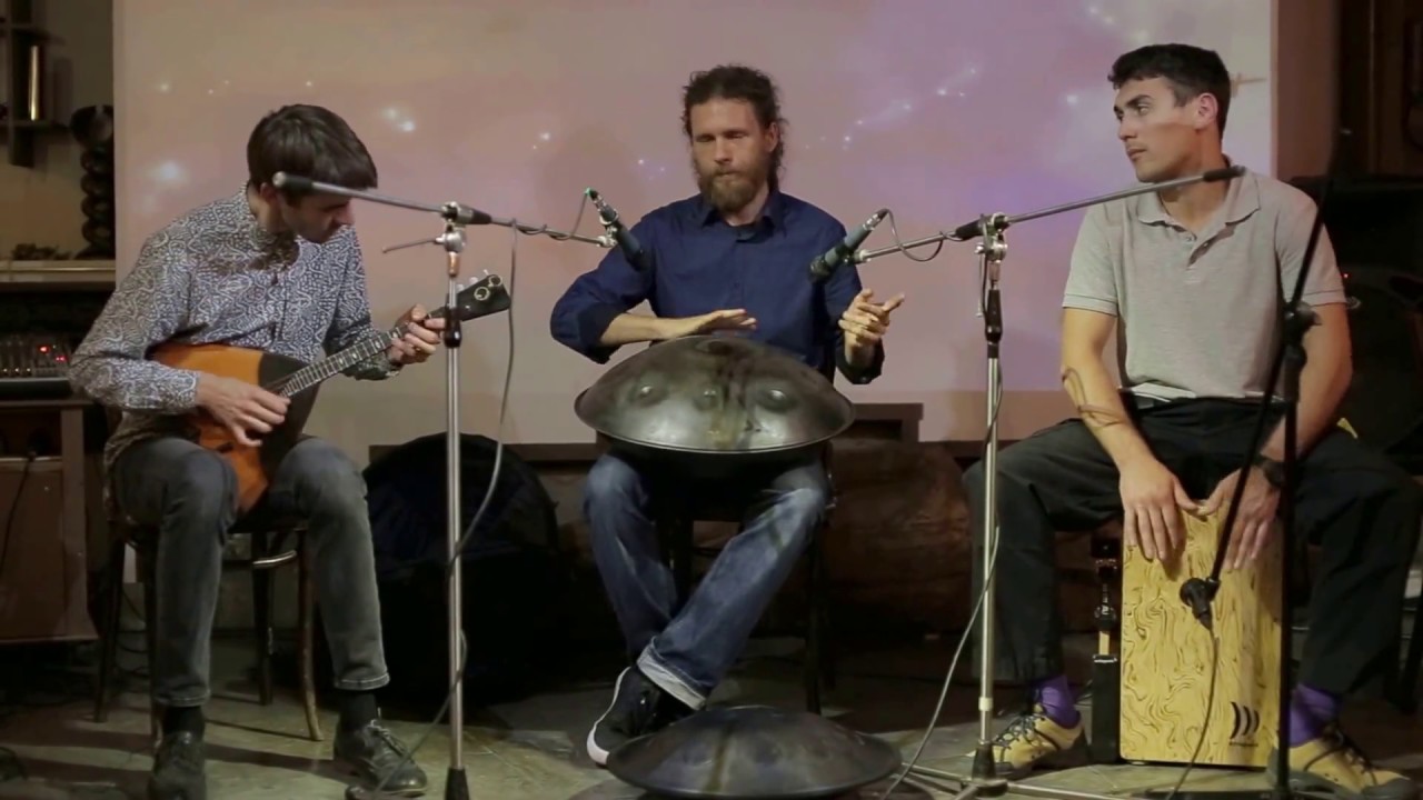 Three Pandas and the Moon - Banyan Om Space, Handpan, Cajon, Balalaika, HD 2017