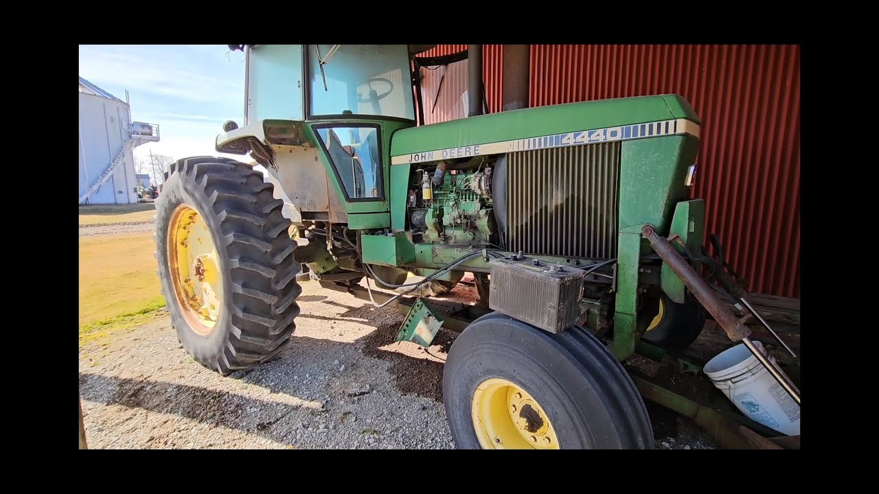 Заведётся ли JOHN DEERE 4440? Находка в амбаре! #фермерство #сельское хозяйство #johndeere