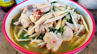 แกงหน่อไม้ส้มใส่ปีกไก่ (หน่อไม้ดอง) ดูคลิปจบทำกินเองได้เลยง่ายๆอร่อยๆ สไตล์ | ครัวบ้านๆ Channel