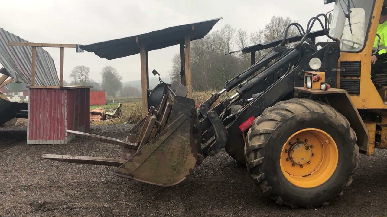 Hjullastare Volvo BM 4200 med redskap