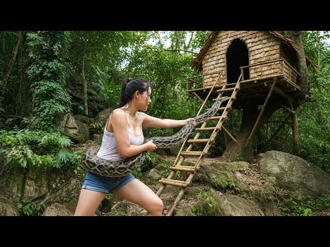 Girl Full Survival Video Log Cabin Treehouse Build Giant Python Attacks In The Forest