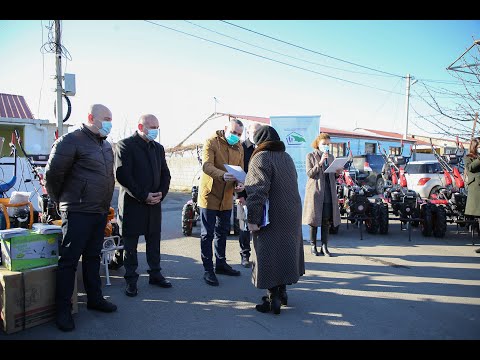135 დევნილს სასოფლო-სამეურნეო საქმიანობისა  და დასაქმების ხელშეწყობის მიზნით გრანტი გადაეცა