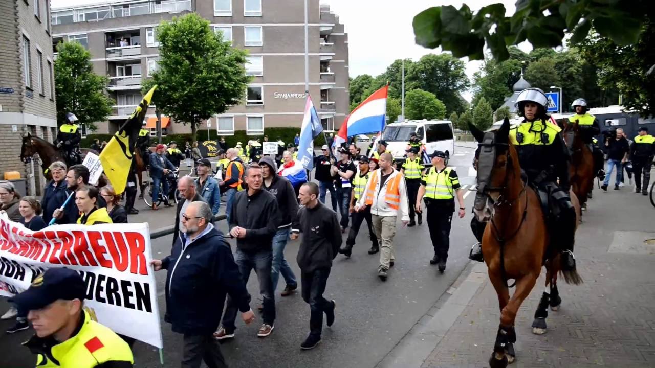 Pegida demonstratie Breda - YouTube