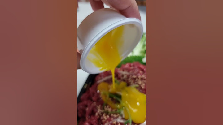 육회에 노른자. 누가 넣기 시작했을까.