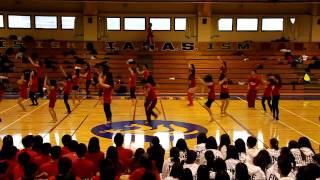 Spirit Week Airband 2013 Sophomores - "Lion King"