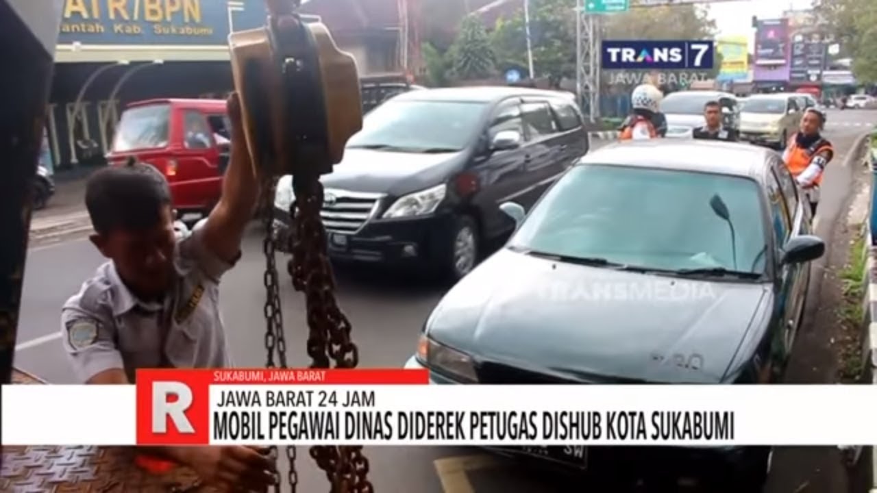 Jabar 24 Jam Tarif Tol Cipali Naik Parkir Sembarangan Mobil