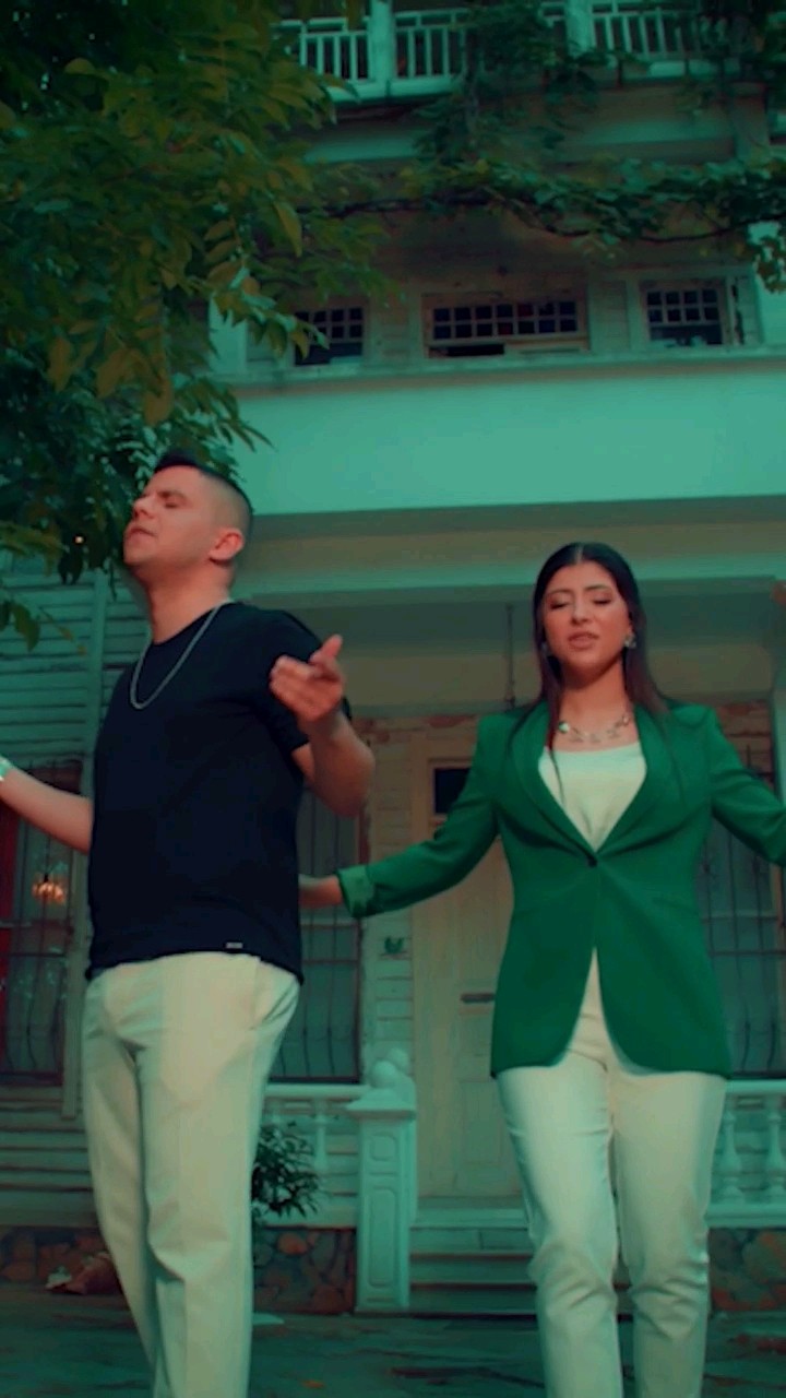 Aynur Polat \u0026 Bilal Sonses - Karlı Bahar #short
