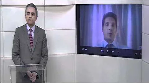 Que tamanho de buceta Lésbicas colando velcro