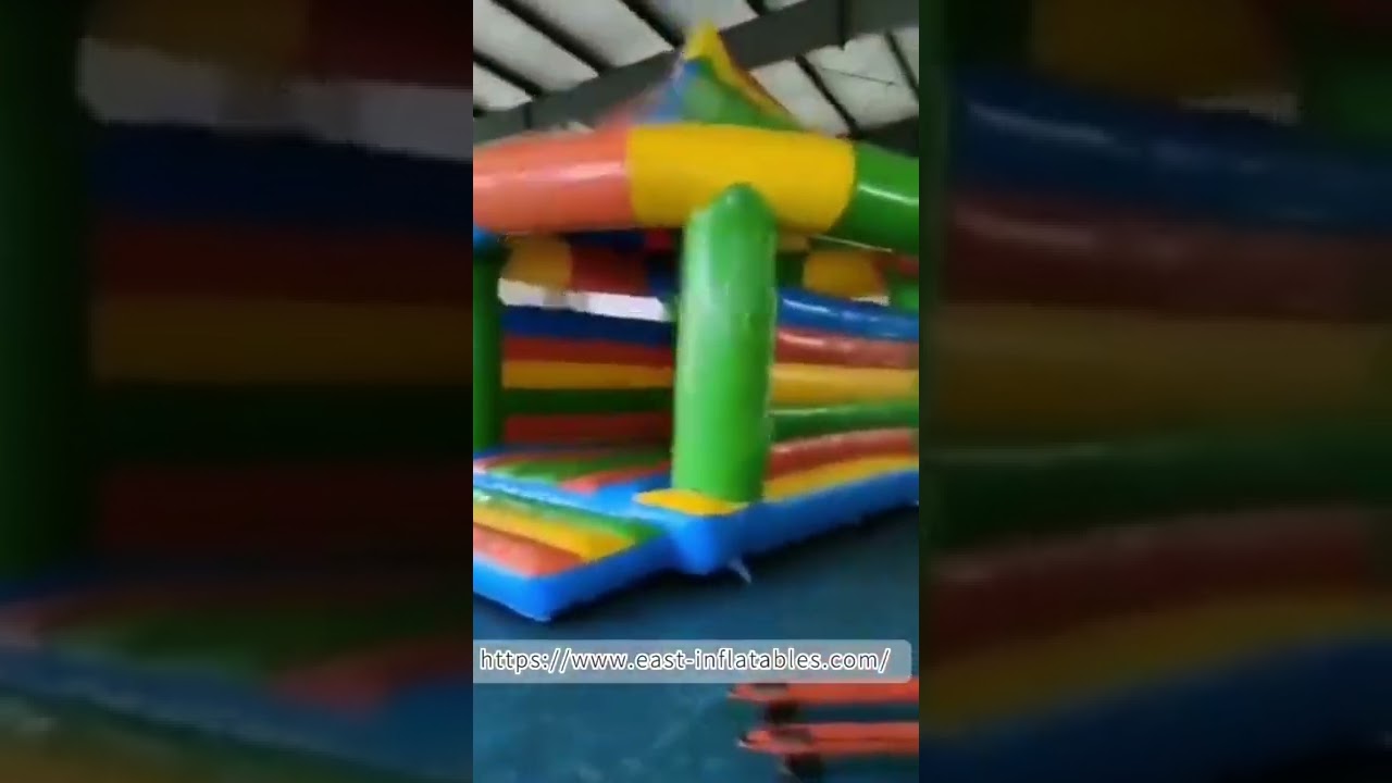 E131014 Carousel Bouncy Castle，China high quality inflatable factory