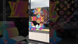 Louis Vuitton’s visual merchandising using AR