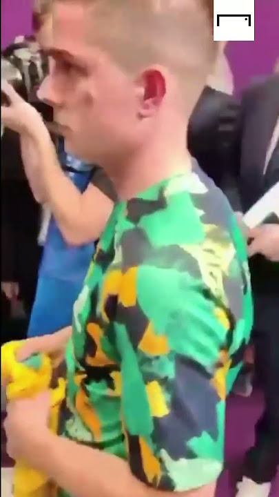 😍 Cameron Devlin, centrocampista de Australia, se llevó la camiseta de Leo Messi #shorts