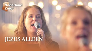 Miniatura de vídeo de "Jezus alleen - Nederland Zingt"