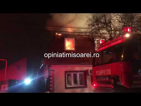 Incendiu puternic la Timisoara. Case in flacari