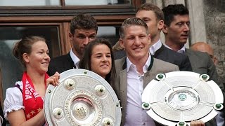 Meisterfeier 2015 FC Bayern Empfang Rathausbalkon komplett