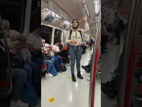 Merve Uyanık - Metroda sezen aksu rüzgarı